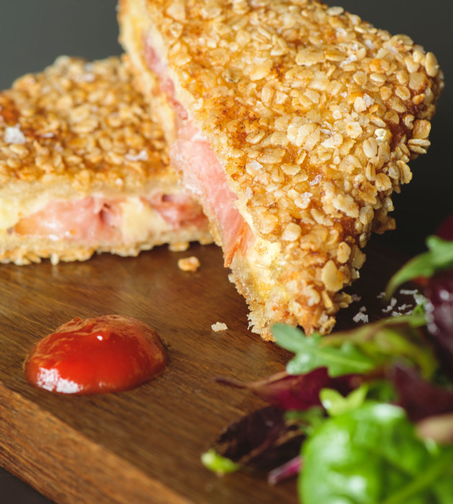 Deep Fried Ham Sandwich with Oats | DRM of Norway